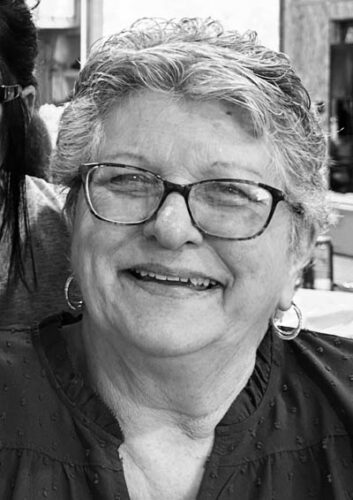 Carmen Elizabeth Lauer